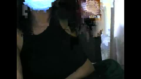 Snapshot of amichouu chatting on 12/02/25, 08:04 amichouu online show from 12/02/25, 08:04