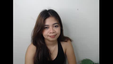 Snapshot of amiekim chatting on 07/13/26, 05:38 Amie and Kim online show from 07/13/26, 05:38