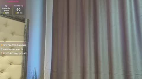 amiellarose online show from 04/23/26, 12:29
