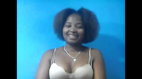 amielle_01 online show from 05/18/26, 09:31