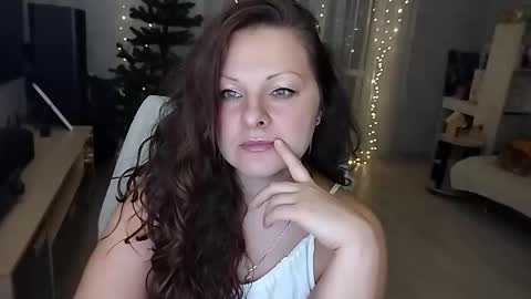 Mila online show from 02/14/26, 02:47