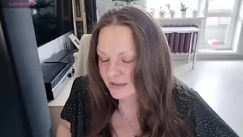 Mila online show from 05/17/26, 05:38