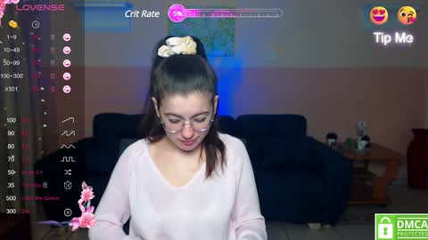 Snapshot of aminabeatris chatting on 01/31/25, 01:12 Amina online show from 01/31/25, 01:12