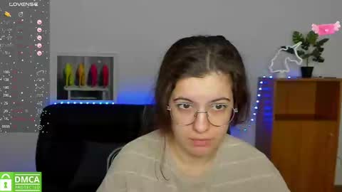 Snapshot of aminabeatris chatting on 03/01/25, 06:35 Amina online show from 03/01/25, 06:35