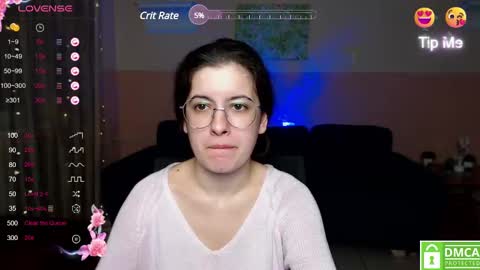 Snapshot of aminabeatris chatting on 03/09/25, 12:42 Amina online show from 03/09/25, 12:42