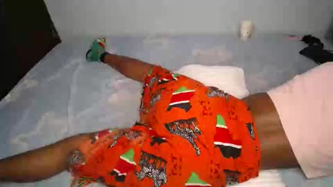 Snapshot of amira9120 chatting on 10/22/25, 06:51 amira9120 online show from 10/22/25, 06:51