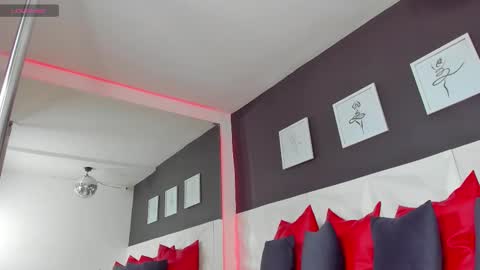 Amira Sanz online show from 10/31/25, 02:12