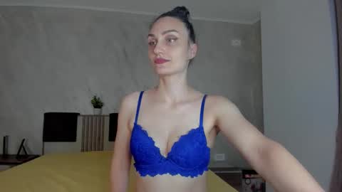 AmiraAnne online show from 05/30/26, 06:38
