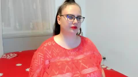 Snapshot of amiravyxen chatting on 07/17/26, 07:19 Amira Vyxen online show from 07/17/26, 07:19