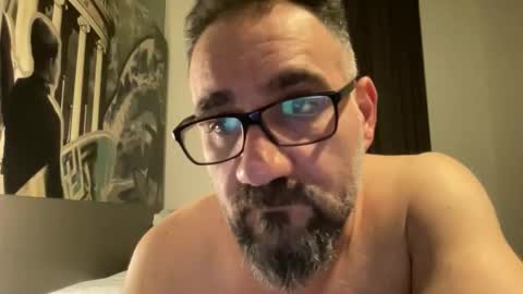 Snapshot of amirsds3298129 chatting on 02/18/26, 05:53 amirsds3298129 online show from 02/18/26, 05:53