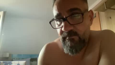 Snapshot of amirsds3298129 chatting on 05/25/26, 07:20 amirsds3298129 online show from 05/25/26, 07:20