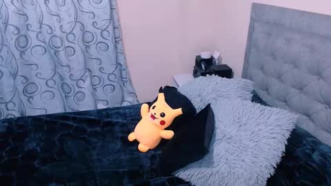 Snapshot of ammanda_ chatting on 02/21/25, 12:05 diana online show from 02/21/25, 12:05