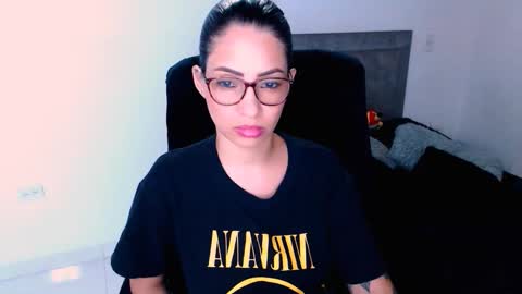 Snapshot of ammanda_ chatting on 05/15/26, 01:23 diana online show from 05/15/26, 01:23