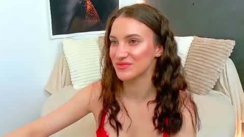Amira online show from 06/30/26, 04:46
