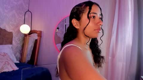 Snapshot of ammy_nova chatting on 11/17/25, 12:11 Ammy Nova online show from 11/17/25, 12:11