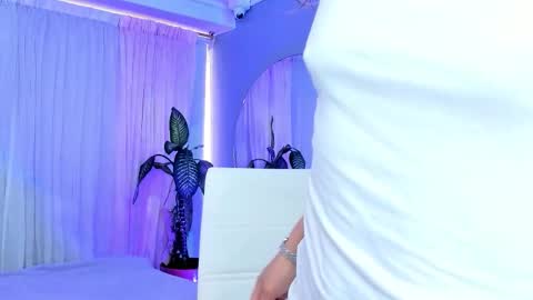 Snapshot of ammy_nova chatting on 01/07/26, 08:11 Ammy Nova online show from 01/07/26, 08:11