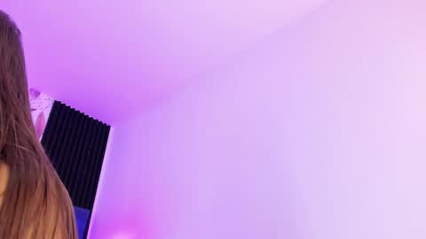 Snapshot of ammyjoness_ chatting on 02/24/25, 06:15 Ammy Jones online show from 02/24/25, 06:15