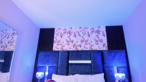 Snapshot of ammyjoness_ chatting on 10/17/25, 09:50 Ammy Jones online show from 10/17/25, 09:50