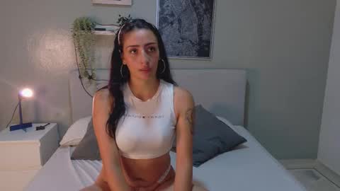 A M M Y  online show from 02/06/26, 11:13