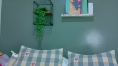 A M M Y  online show from 04/15/26, 09:27