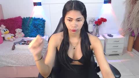 Snapshot of ammyy_wood_ chatting on 10/25/25, 04:09 ammyy_wood_ online show from 10/25/25, 04:09
