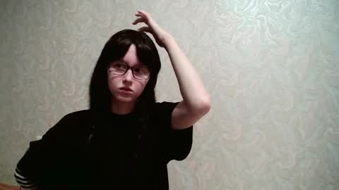 Amomira online show from 11/25/25, 02:55