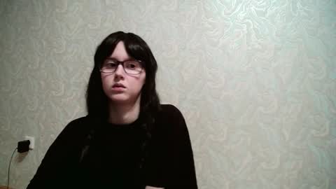 Amomira online show from 11/29/25, 10:07