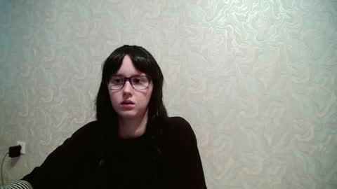 Snapshot of amomira chatting on 06/17/26, 02:25 Amomira online show from 06/17/26, 02:25