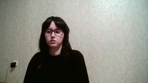 Amomira honeyx online show from 03/28/26, 12:43