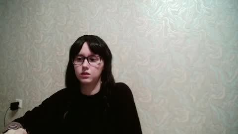 Snapshot of amomira_honeyx chatting on 05/18/26, 04:02 Amomira honeyx online show from 05/18/26, 04:02