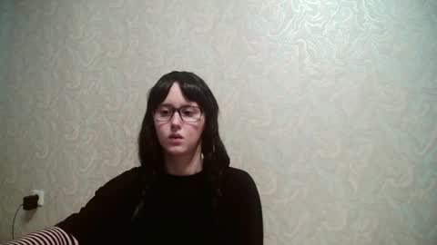 Amomira honeyx online show from 06/30/26, 09:10