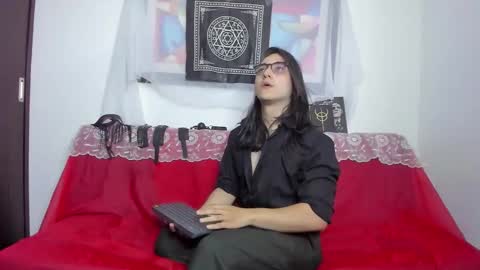 Snapshot of amoneth_xx chatting on 11/14/25, 07:01 Amoneth online show from 11/14/25, 07:01