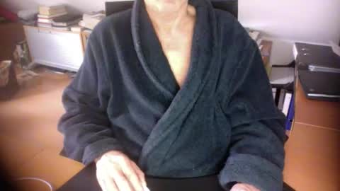 Amor2200 online show from 02/11/26, 09:36