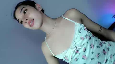 Snapshot of amor_pleasure chatting on 01/20/25, 03:59 Belle Tylor online show from 01/20/25, 03:59