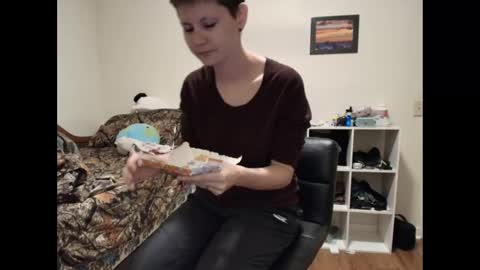 Snapshot of amoramystic chatting on 09/27/25, 03:55 Amora Mystic online show from 09/27/25, 03:55