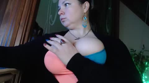 amorelara online show from 01/11/25, 08:00