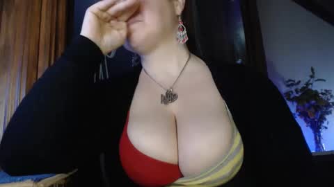 amorelara online show from 02/08/25, 06:01