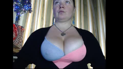 amorelara online show from 09/18/25, 09:11