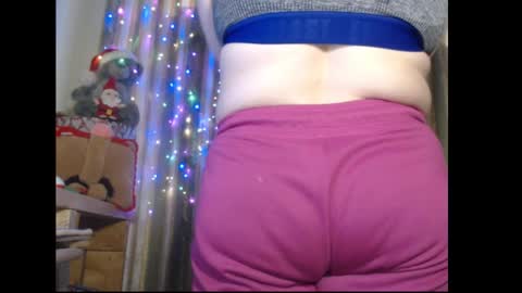 amorelara online show from 12/01/25, 11:37