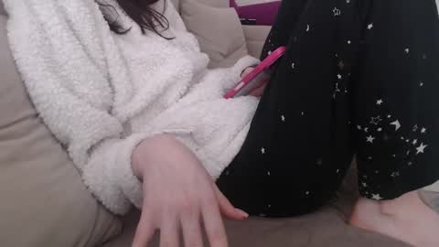 Snapshot of amoremeoww chatting on 01/11/26, 09:47 miss unforgettable online show from 01/11/26, 09:47