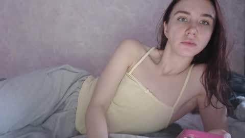 Snapshot of amoremeoww chatting on 02/10/26, 12:20 miss unforgettable online show from 02/10/26, 12:20