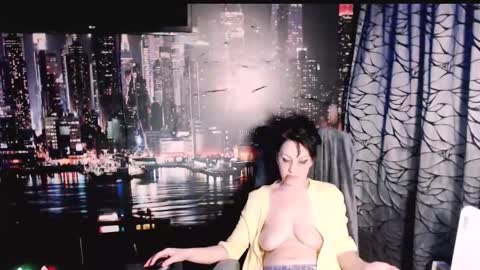 Sarah online show from 01/12/26, 05:40