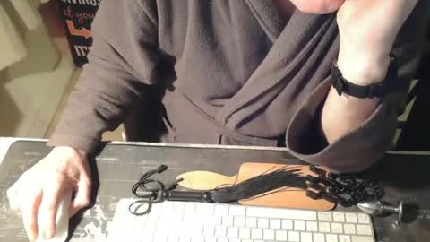 amslave4f online show from 01/10/26, 08:05