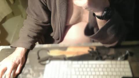 amslave4f online show from 02/10/26, 09:30