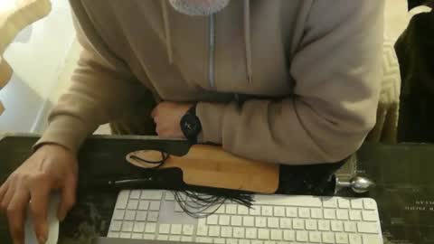 amslave4f online show from 04/05/26, 12:13