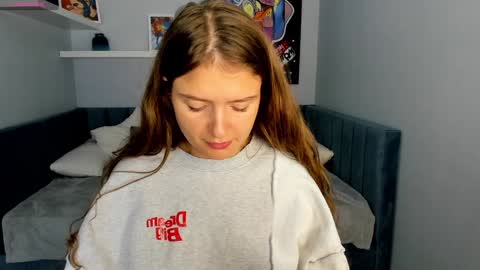 AmyGMT 2 Mon-Sun  0300am-0900am  online show from 12/06/24, 11:47