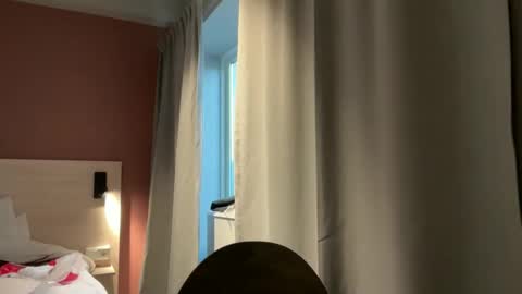 amy_chambers online show from 05/06/26, 06:46