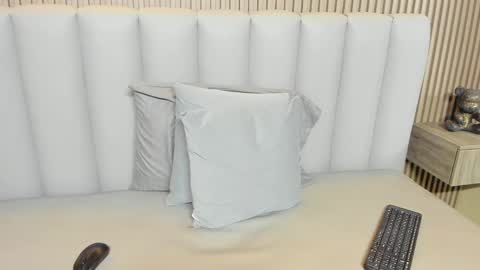 Amy Estrellita online show from 04/25/26, 01:41