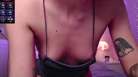 Snapshot of amy_glorious chatting on 02/21/25, 07:10 Amy online show from 02/21/25, 07:10