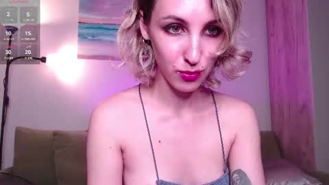 Snapshot of amy_glorious chatting on 07/10/26, 07:49 Amy online show from 07/10/26, 07:49